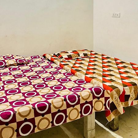 Om Sai Guest House Waranasi Zewnętrze zdjęcie